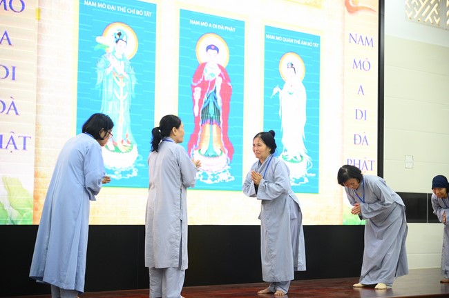 Opening the 104th Seven-Day Retreat