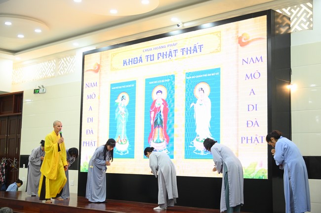 Opening the 104th Seven-Day Retreat