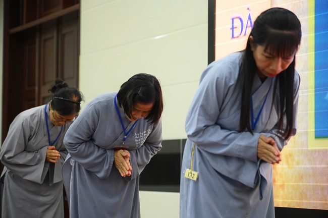 Opening the 104th Seven-Day Retreat