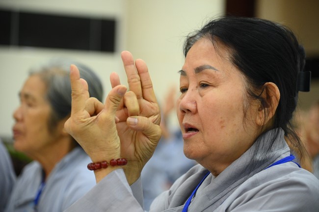 Opening the 104th Seven-Day Retreat