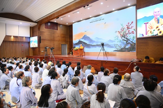 Pháp thoại “Ân tình bao la” – Thượng toạ Thích Chúc Tín – KTPT lần 104