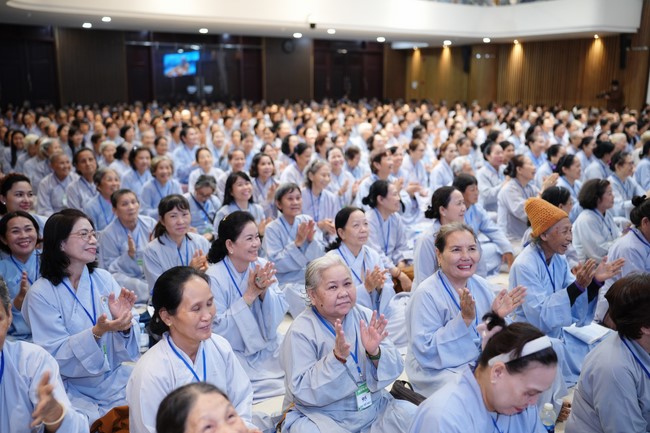 Pháp thoại “Ân tình bao la” – Thượng toạ Thích Chúc Tín – KTPT lần 104