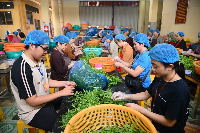 Pháp thoại “Ân tình bao la” – Thượng toạ Thích Chúc Tín – KTPT lần 104