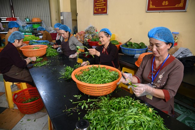 Pháp thoại “Ân tình bao la” – Thượng toạ Thích Chúc Tín – KTPT lần 104