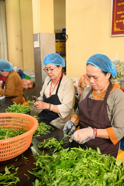 Pháp thoại “Ân tình bao la” – Thượng toạ Thích Chúc Tín – KTPT lần 104