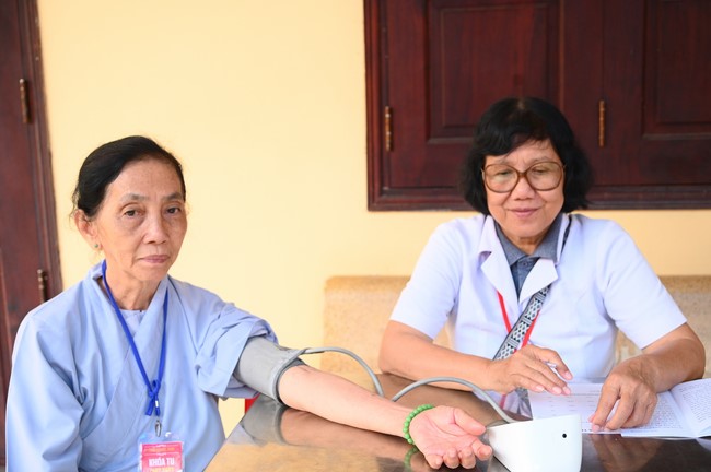 Pháp thoại “Ân tình bao la” – Thượng toạ Thích Chúc Tín – KTPT lần 104