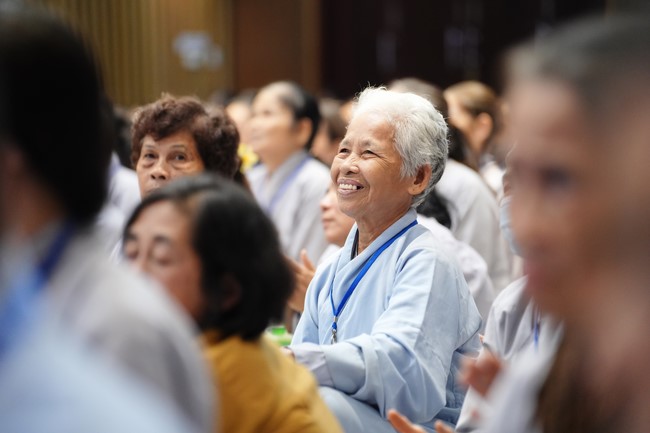 Pháp thoại “Ân tình bao la” – Thượng toạ Thích Chúc Tín – KTPT lần 104