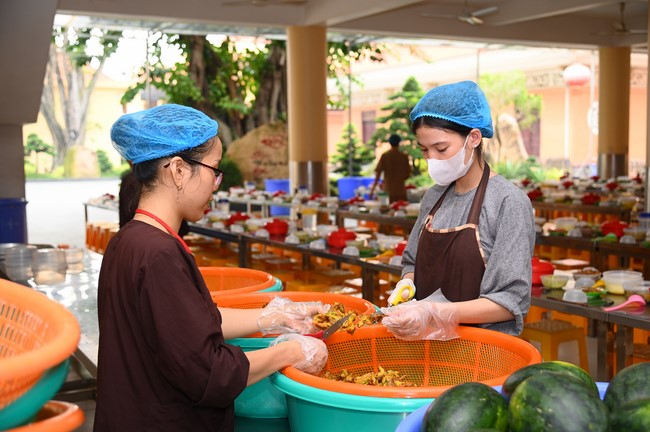 Pháp thoại “Ân tình bao la” – Thượng toạ Thích Chúc Tín – KTPT lần 104