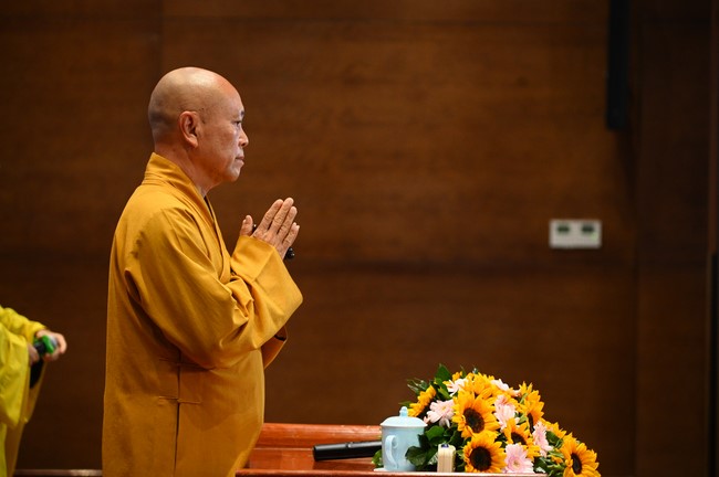 Pháp thoại “Ân tình bao la” – Thượng toạ Thích Chúc Tín – KTPT lần 104