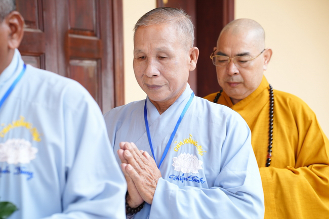 Pháp thoại “Lắng nghe và lặng nhìn” – Hoà thượng Thích Minh Thành – KTPT lần 104