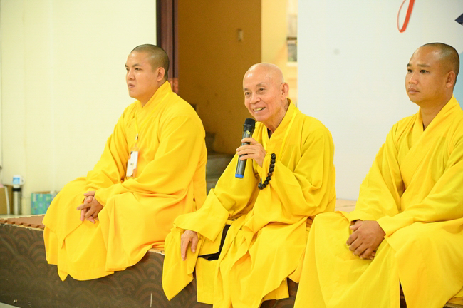 Pháp thoại “Lắng nghe và lặng nhìn” – Hoà thượng Thích Minh Thành – KTPT lần 104