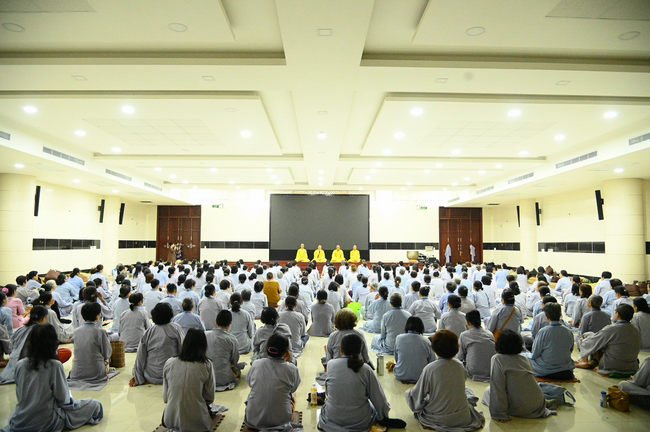 Pháp thoại “Lắng nghe và lặng nhìn” – Hoà thượng Thích Minh Thành – KTPT lần 104