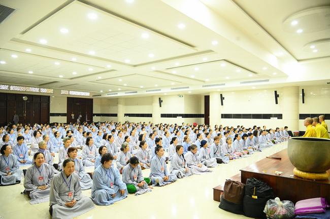 Pháp thoại “Lắng nghe và lặng nhìn” – Hoà thượng Thích Minh Thành – KTPT lần 104