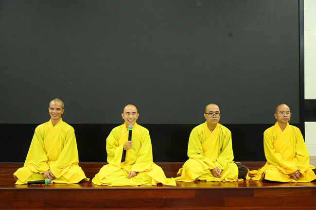 Pháp thoại “Lắng nghe và lặng nhìn” – Hoà thượng Thích Minh Thành – KTPT lần 104