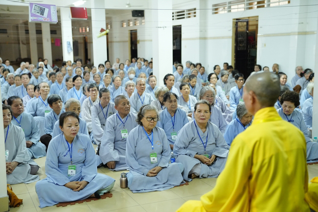 Pháp thoại “Lắng nghe và lặng nhìn” – Hoà thượng Thích Minh Thành – KTPT lần 104