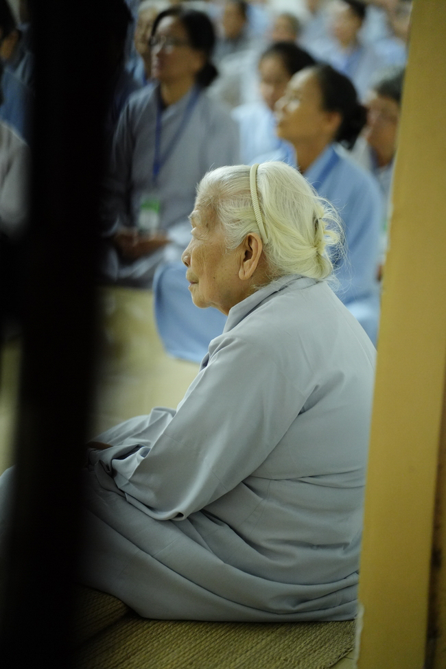 Pháp thoại “Lắng nghe và lặng nhìn” – Hoà thượng Thích Minh Thành – KTPT lần 104