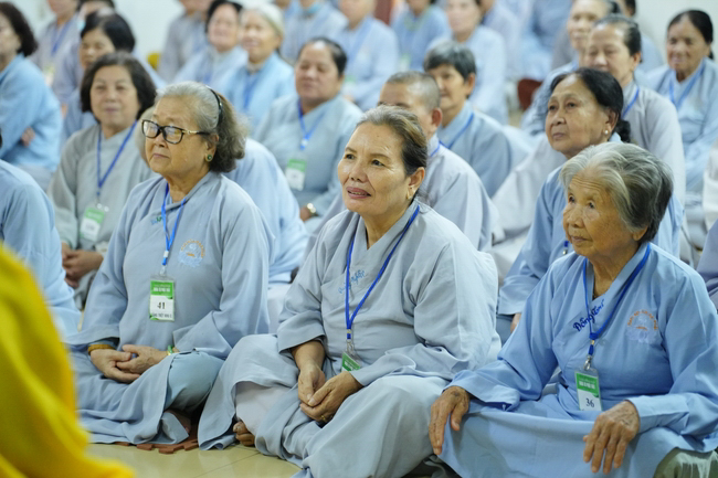 Pháp thoại “Lắng nghe và lặng nhìn” – Hoà thượng Thích Minh Thành – KTPT lần 104
