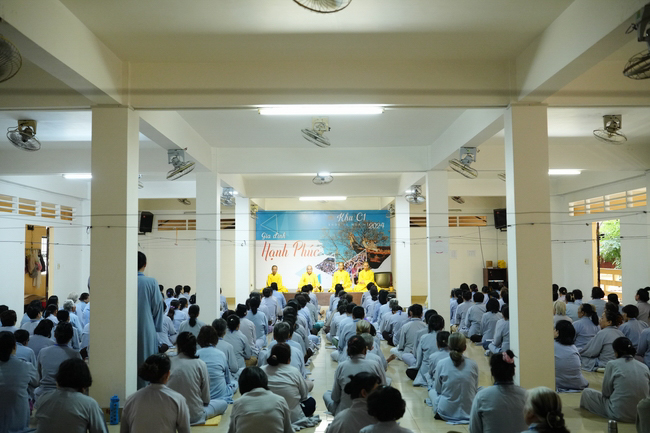 Pháp thoại “Lắng nghe và lặng nhìn” – Hoà thượng Thích Minh Thành – KTPT lần 104