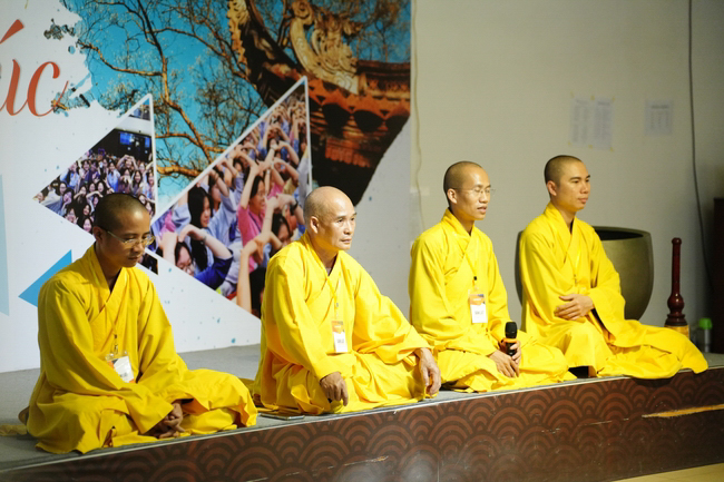 Pháp thoại “Lắng nghe và lặng nhìn” – Hoà thượng Thích Minh Thành – KTPT lần 104