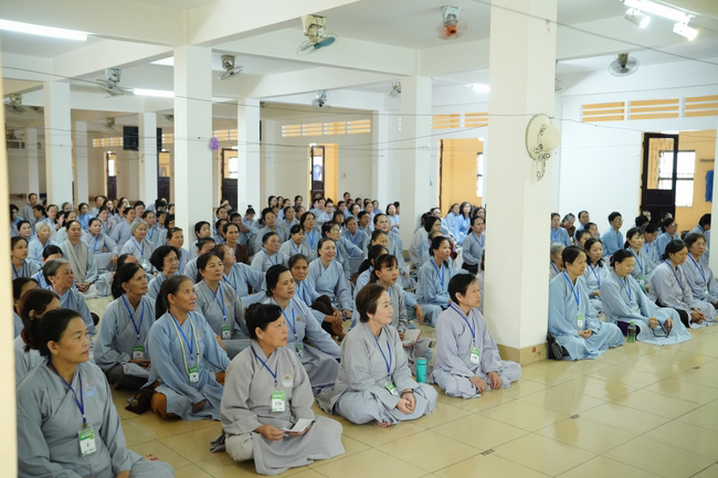 Pháp thoại “Lắng nghe và lặng nhìn” – Hoà thượng Thích Minh Thành – KTPT lần 104