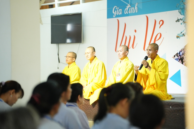 Pháp thoại “Lắng nghe và lặng nhìn” – Hoà thượng Thích Minh Thành – KTPT lần 104