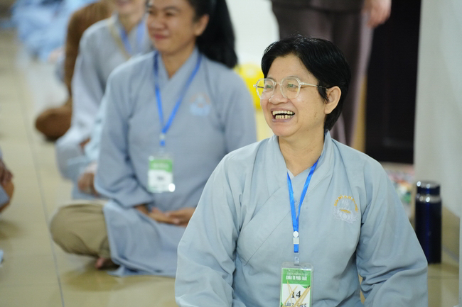 Pháp thoại “Lắng nghe và lặng nhìn” – Hoà thượng Thích Minh Thành – KTPT lần 104