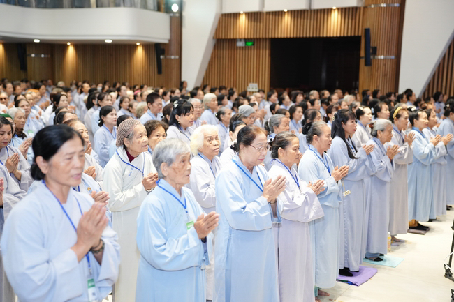 Pháp thoại “Lắng nghe và lặng nhìn” – Hoà thượng Thích Minh Thành – KTPT lần 104