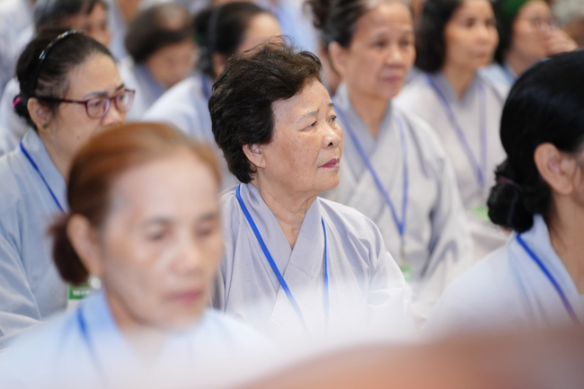 Pháp thoại “Lắng nghe và lặng nhìn” – Hoà thượng Thích Minh Thành – KTPT lần 104