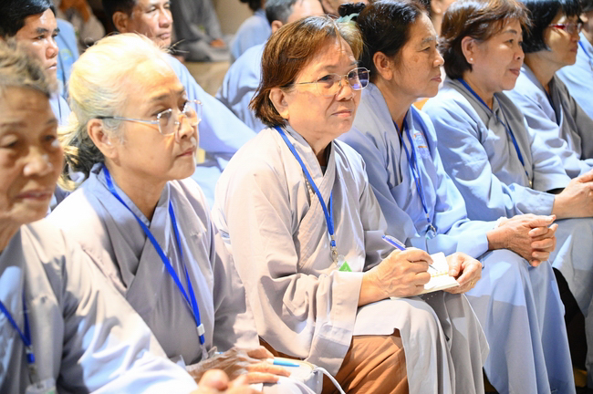 Pháp thoại “Lắng nghe và lặng nhìn” – Hoà thượng Thích Minh Thành – KTPT lần 104