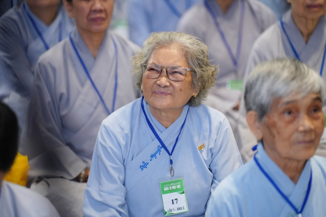 Pháp thoại “Lắng nghe và lặng nhìn” – Hoà thượng Thích Minh Thành – KTPT lần 104