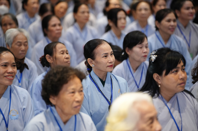 Pháp thoại “Lắng nghe và lặng nhìn” – Hoà thượng Thích Minh Thành – KTPT lần 104