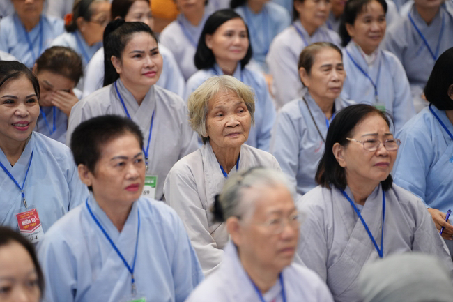 Pháp thoại “Lắng nghe và lặng nhìn” – Hoà thượng Thích Minh Thành – KTPT lần 104