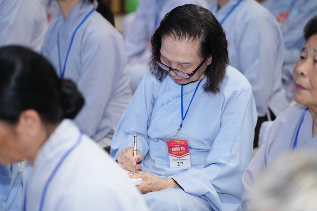 Pháp thoại “Lắng nghe và lặng nhìn” – Hoà thượng Thích Minh Thành – KTPT lần 104