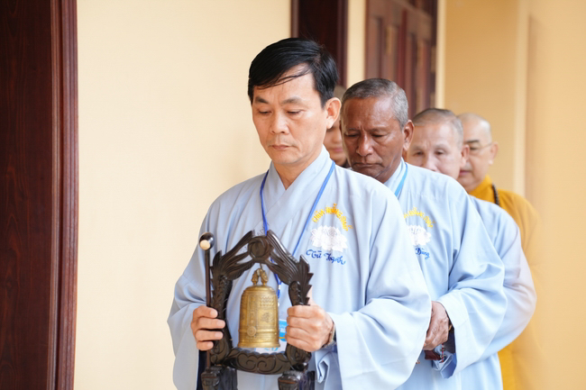 Pháp thoại “Lắng nghe và lặng nhìn” – Hoà thượng Thích Minh Thành – KTPT lần 104