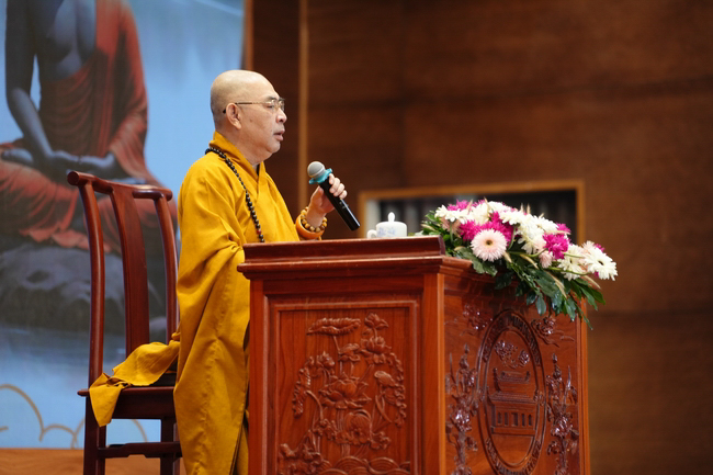 Pháp thoại “Lắng nghe và lặng nhìn” – Hoà thượng Thích Minh Thành – KTPT lần 104