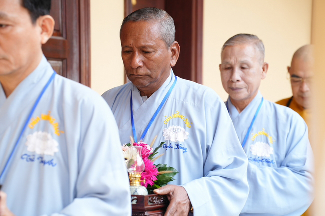 Pháp thoại “Lắng nghe và lặng nhìn” – Hoà thượng Thích Minh Thành – KTPT lần 104