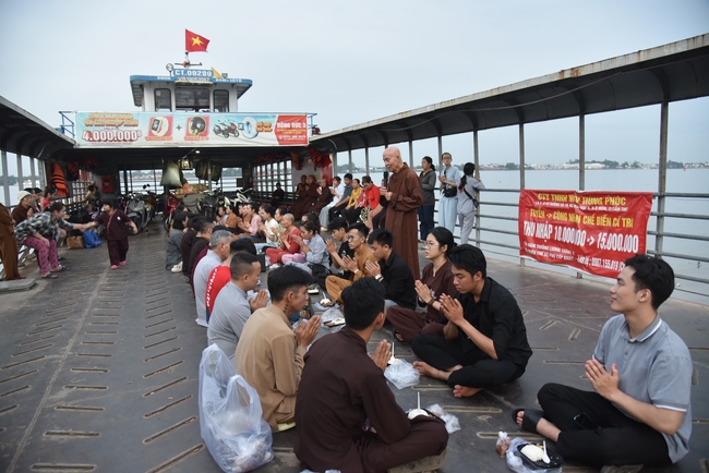 Đạo Tràng Minh Chất - Cần Thơ: Khóa tu một ngày