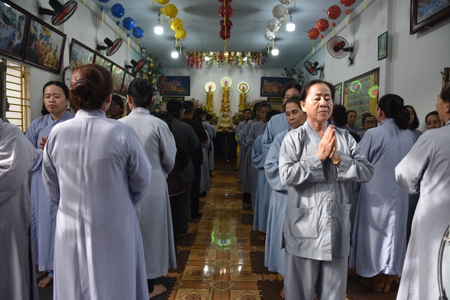 Đạo Tràng Minh Chất - Cần Thơ: Khóa tu một ngày