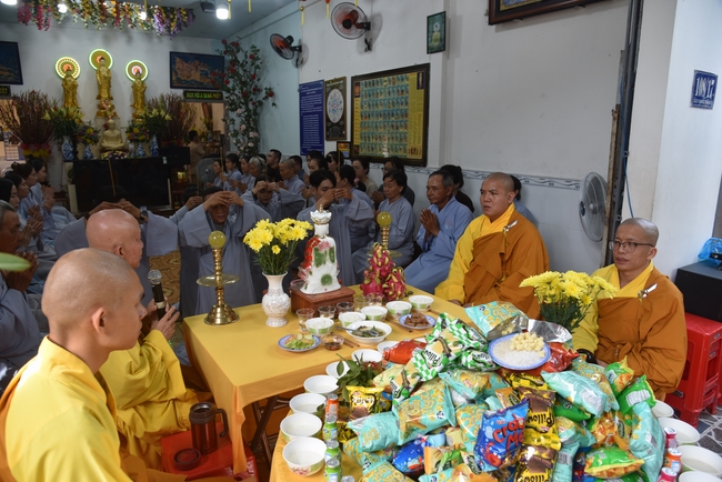 Đạo Tràng Minh Chất - Cần Thơ: Khóa tu một ngày