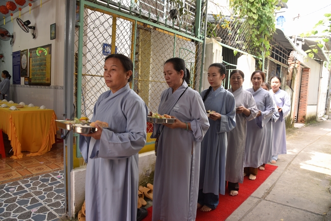 Đạo Tràng Minh Chất - Cần Thơ: Khóa tu một ngày