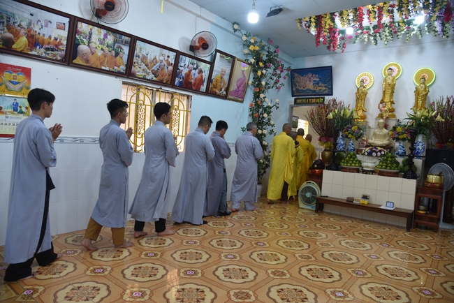 Đạo Tràng Minh Chất - Cần Thơ: Khóa tu một ngày