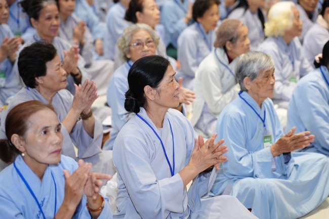 Pháp thoại “Thực tập Bồ-tát hạnh” – Thượng toạ Thích Viên Trí – KTPT lần 104