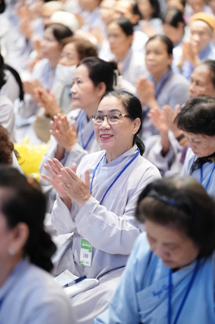 Pháp thoại “Thực tập Bồ-tát hạnh” – Thượng toạ Thích Viên Trí – KTPT lần 104