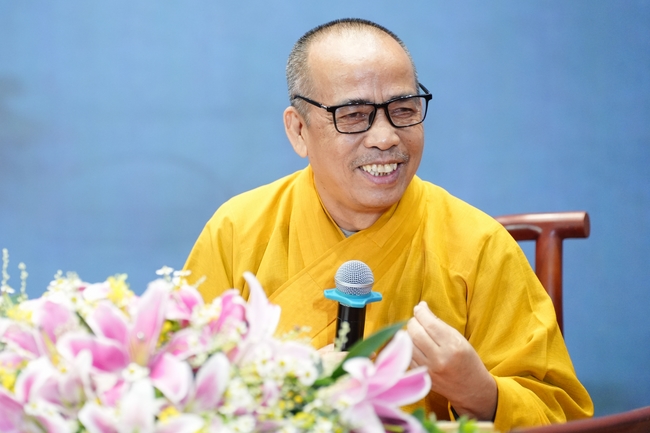 Pháp thoại “Thực tập Bồ-tát hạnh” – Thượng toạ Thích Viên Trí – KTPT lần 104