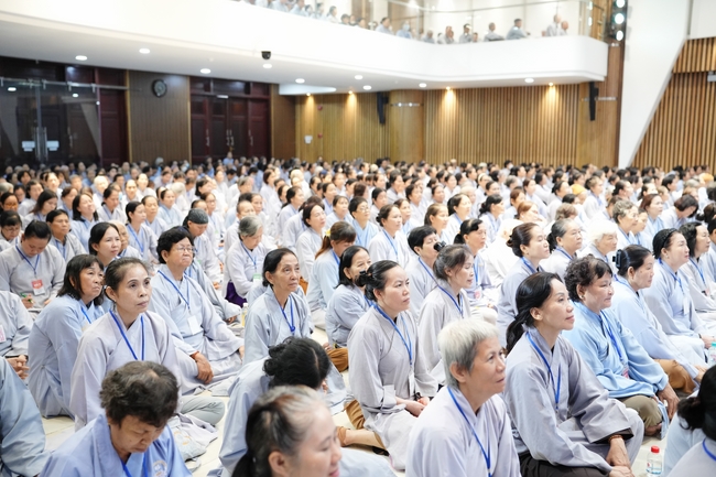 Pháp thoại “Thực tập Bồ-tát hạnh” – Thượng toạ Thích Viên Trí – KTPT lần 104