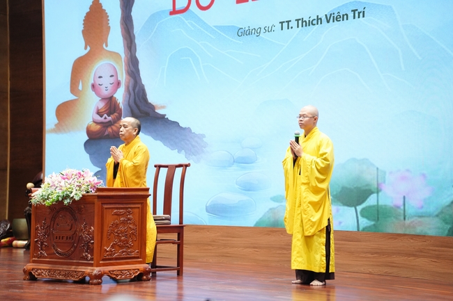 Pháp thoại “Thực tập Bồ-tát hạnh” – Thượng toạ Thích Viên Trí – KTPT lần 104