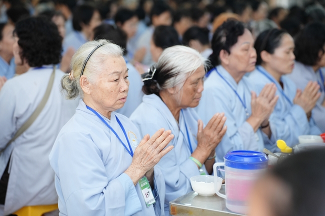 Pháp thoại “Thực tập Bồ-tát hạnh” – Thượng toạ Thích Viên Trí – KTPT lần 104