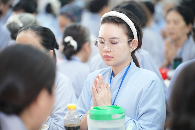 Pháp thoại “Thực tập Bồ-tát hạnh” – Thượng toạ Thích Viên Trí – KTPT lần 104