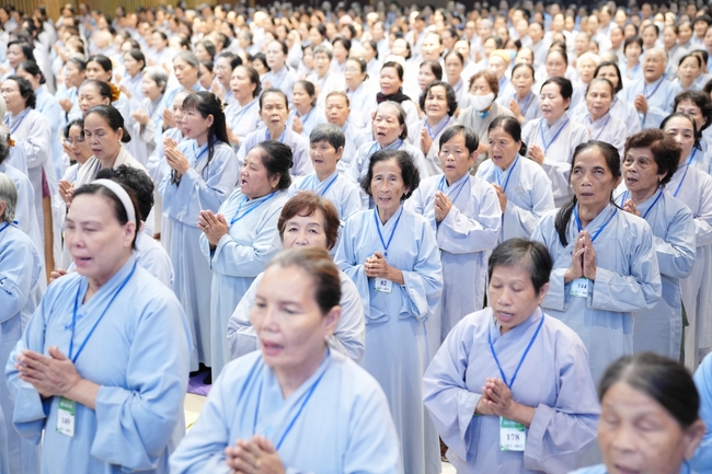 Pháp thoại “Thực tập Bồ-tát hạnh” – Thượng toạ Thích Viên Trí – KTPT lần 104