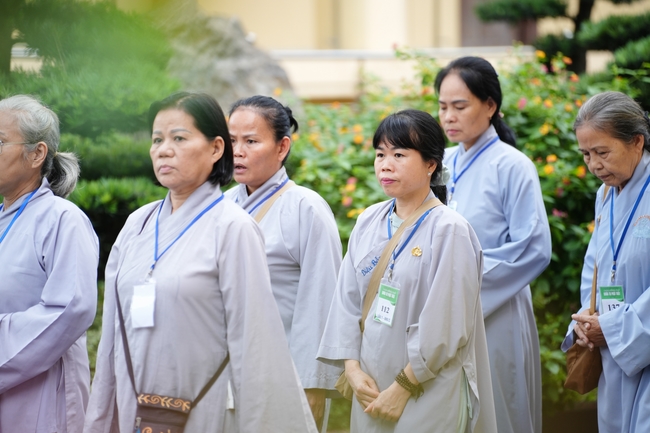 Pháp thoại “Thực tập Bồ-tát hạnh” – Thượng toạ Thích Viên Trí – KTPT lần 104